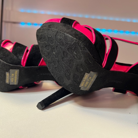 Dollhouse Muse Peep Toe High Heel Strappy Suede Platform Pumps Black Pink - Picture 6 of 6